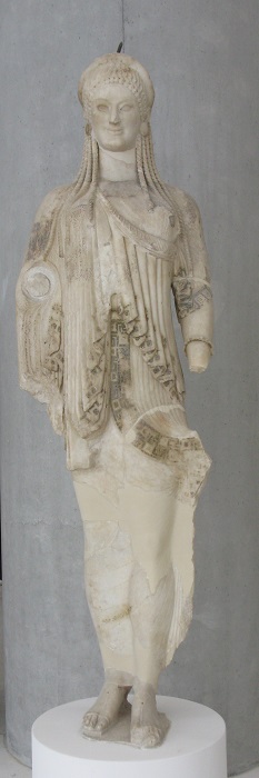Kore ca 525-500 BCE Acropolis Museum Athens 682